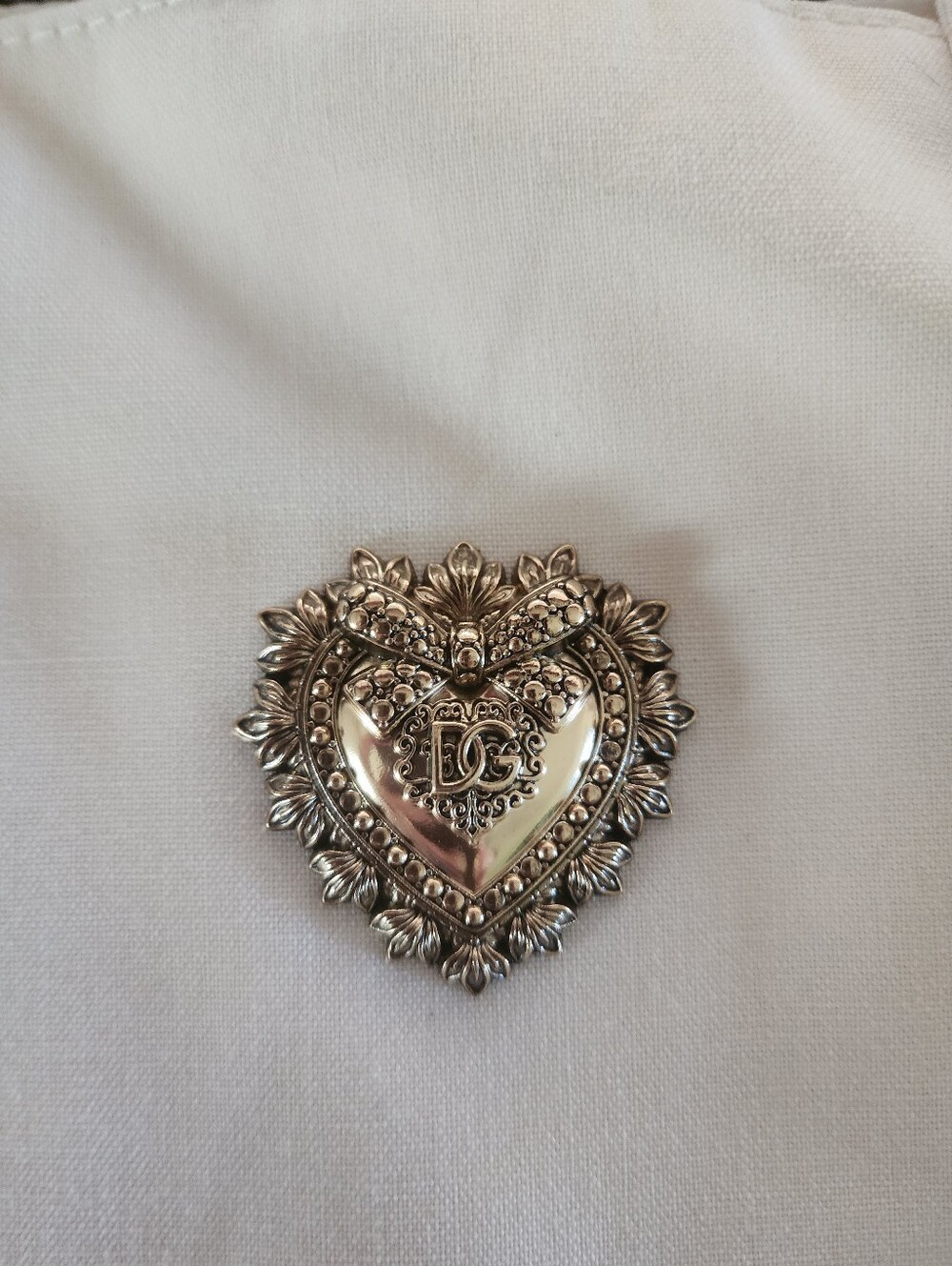 Dolce & Gabbana Cream Devotion Heart-Emblem Tote - Picture 4 of 7